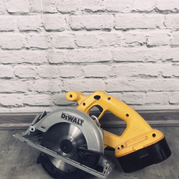 DeWalt Akku-Handkreissäge