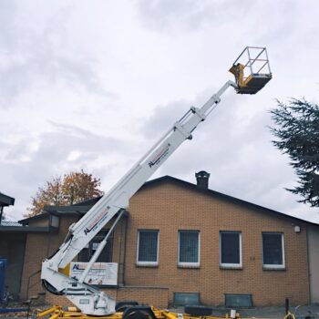 22 m Anhänger-Arbeitsbühne – Steiger
